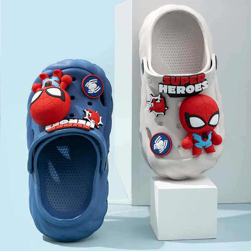 Marvel Kinderhausschuhe Cartoon EVA Mode Sommer Flache Schuhe für Jungen Rutschfeste Hausschuhe mit dickem Boden Schwarz Khaki Größe 24-35