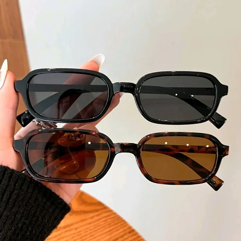 2 Stück Unisex Y2K trendige Dekoration, vielseitige, personalisierte Modebrillen, geeignet für Versammlungen, Schulen, Einkaufen Image