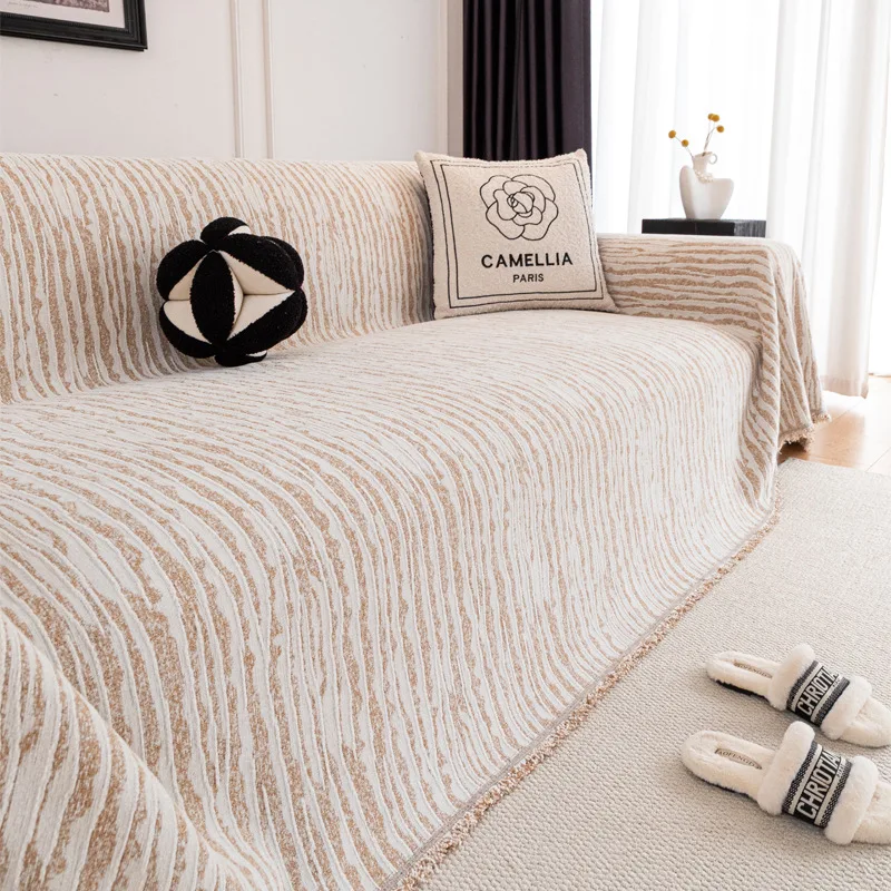 Beiger, dicker Sofabezug mit Quasten für 3-Sitzer-Sofas im Wohnzimmer, beidseitig verwendbar, schützt vor Kratzern durch Katzen. Image