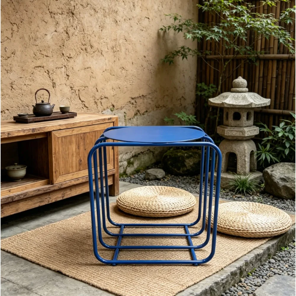 Vintage-Couchtisch aus Metall mit doppeltem Regalboden, kein Zusammenbau erforderlich, stabiler Rahmen, multifunktionaler Beistelltisch für Wohnzimmer- und Schlafzimmerdekoration