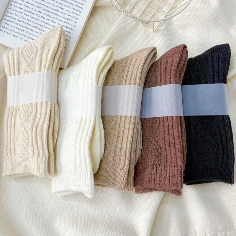 5 Paar Wollsocken für Damen im Herbst und Winter, dicke, warme Mittelrohrsocken, rutschfeste, schweißabsorbierende Freizeitsocken Image