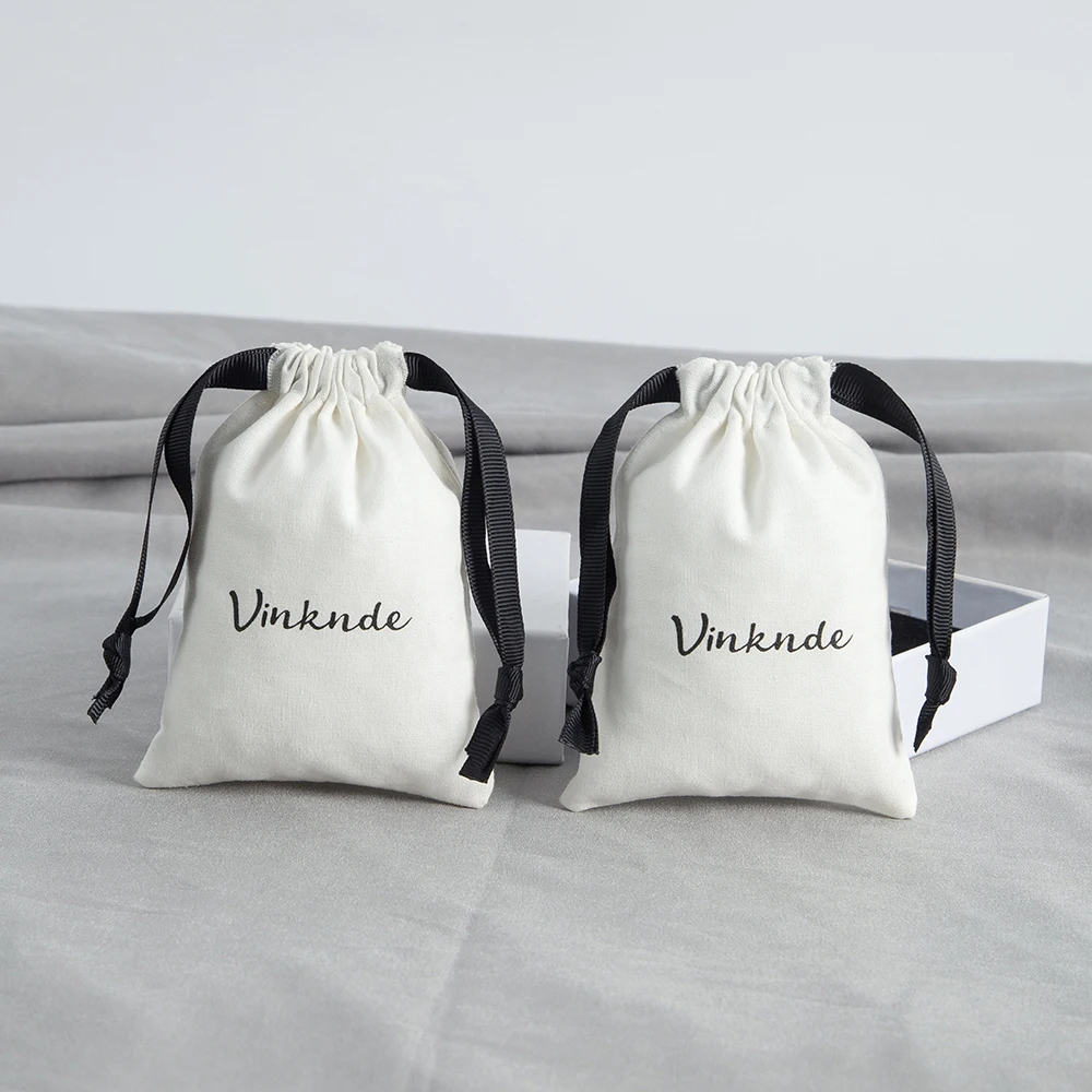 50 Stück individuelles Logo wiederverwendbare Baumwolle Kordelzug Geschenkbeutel Schmuck Ring Verpackung Taschen Hochzeit Party Dekoration Drawable Gefälligkeiten Tasche Image