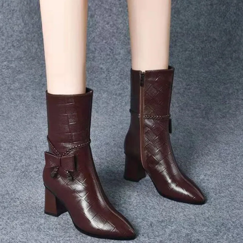 Stivali donna inverno 2023 Stivali da donna Moda Stivali da madre a tubo centrale Stivali con plateau a punta in pelle Stivali da equitazione stile britannico