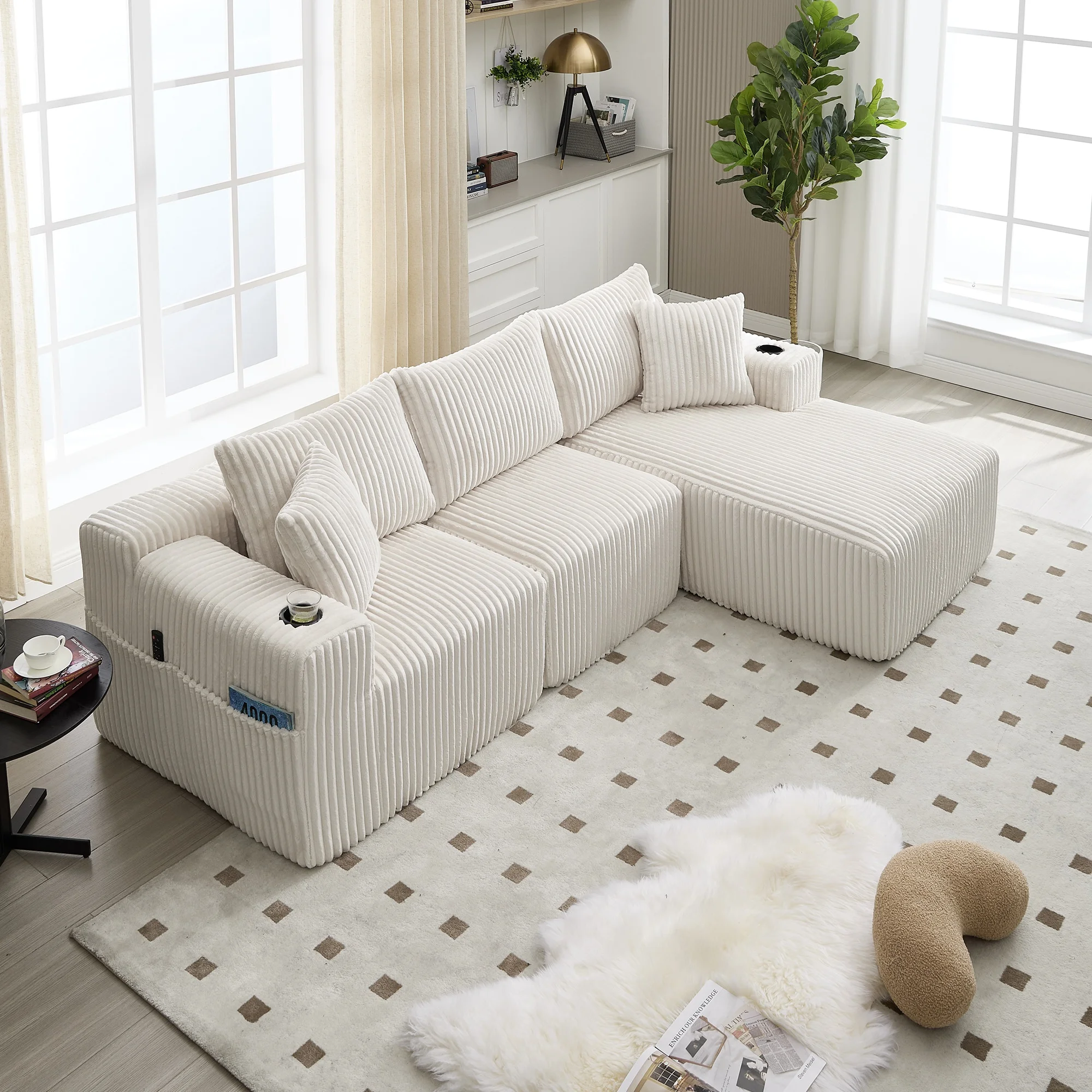 Modulares Sofa mit Chaiselongue: 5 Kissen, Seitentaschen, Getränkehalter, Cordstoff - Beige