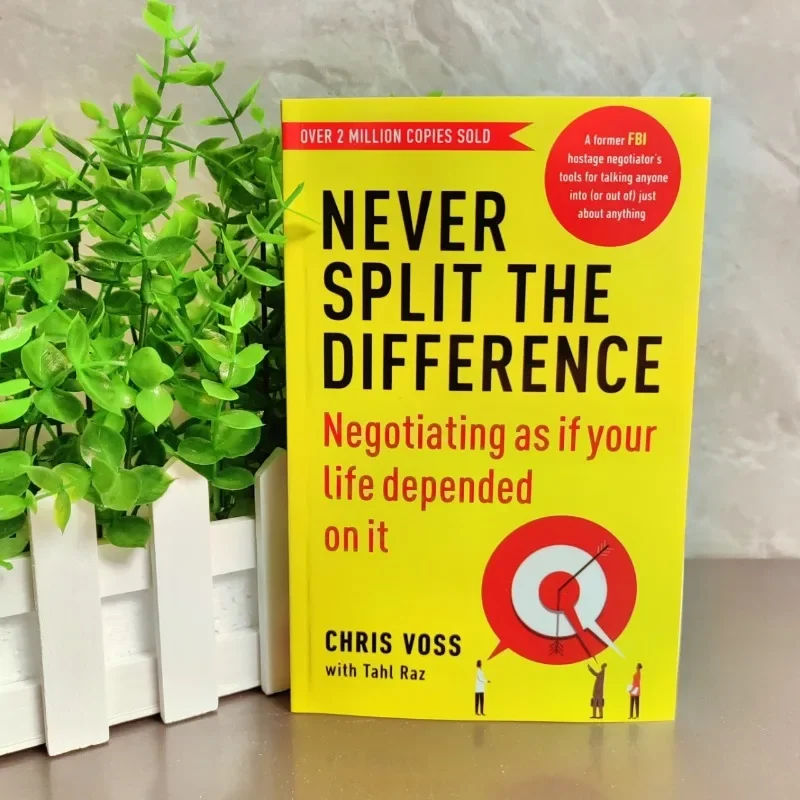 Never Split The Difference von Chris Voss, Bücher auf Englisch für Erwachsene, Verhandlungen, emotionale Intelligenz, neue Auflage, Libros Image