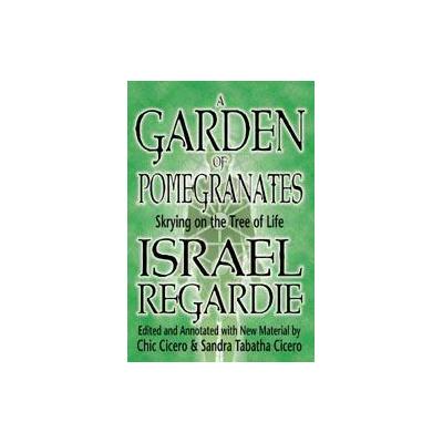 A Garden of Pomegranates by Chic Cicero (Paperback - Revised; Subsequent)