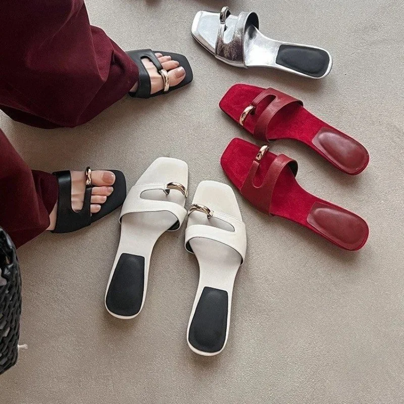 Elegante Socialite Sandalen mit Stilettoabsatz 2026 Neue Sommer Open-Toe Riemchen-Damenschuhe Schwarze High Heels