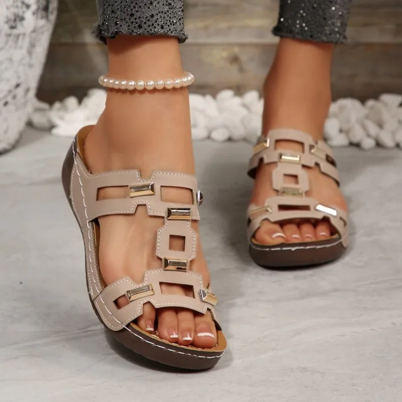 Große Größe Römischer Stil Damen-Sandalen Offene Zehen Strand-Pantoletten Sommer-Keilabsatz Bequeme Outdoor-Slip-On-Schuhe für Frauen