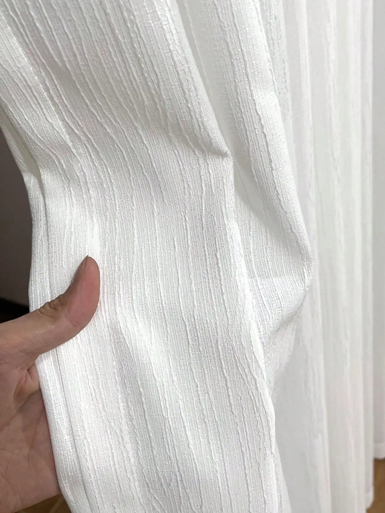 1 Stück transparente Vorhänge mit weißer Holzmaserung, die den Sichtschutz nicht blockieren, für die Fensterdekoration im Arbeitszimmer und im Ferienhaus Image