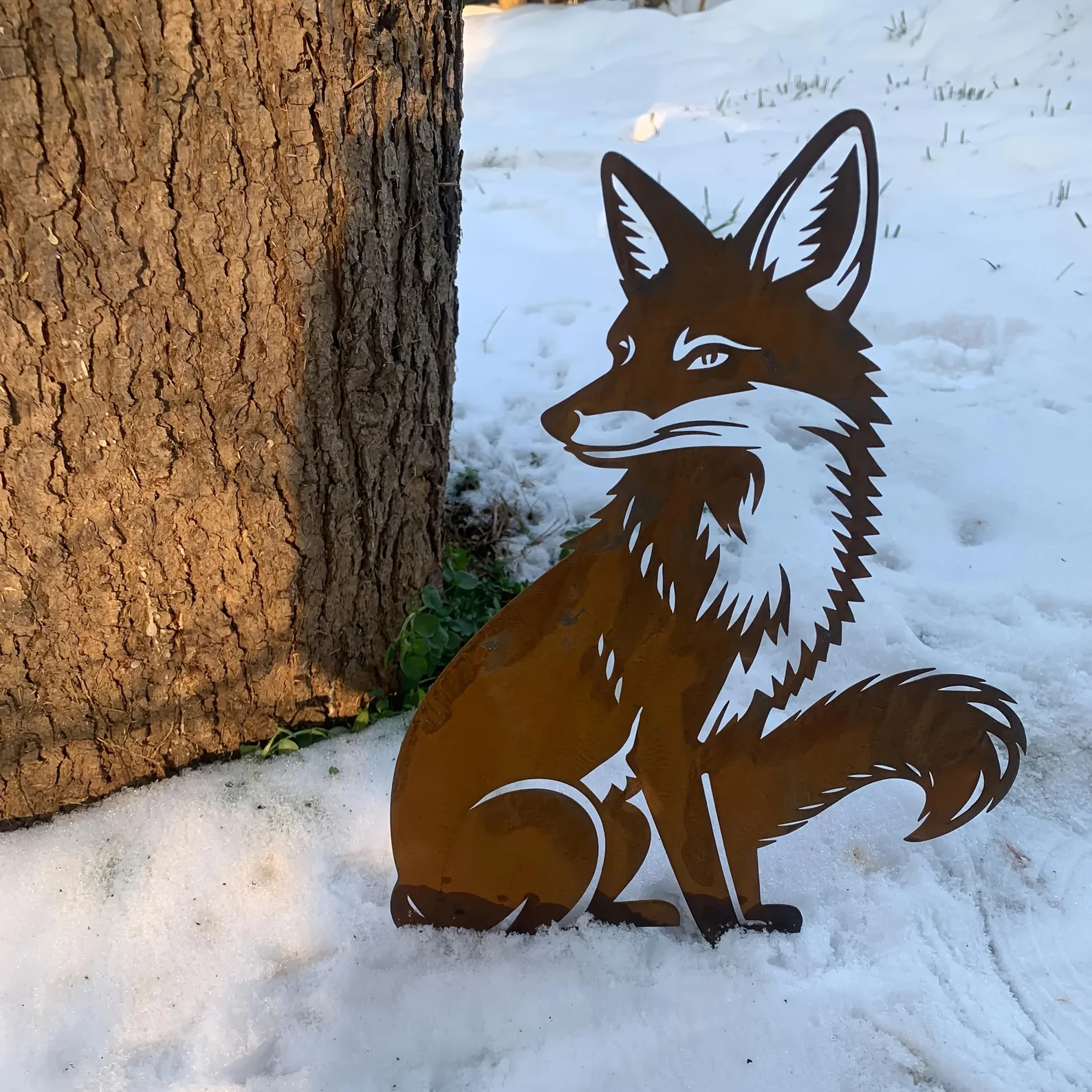 [2D Flach] Piquet de jardin en métal rouillé en forme de renard assis, Décoration de jardin réaliste en silhouette de renard, Art animalier extérieur résistant aux intempéries pour le jardin