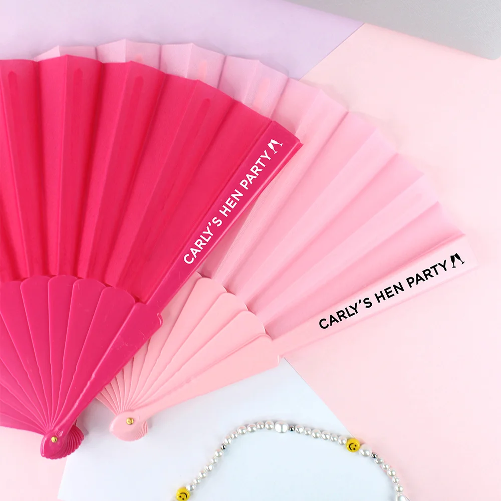 Personalisierte Hand Fans Brautjungfer Geschenke Sommer Pool Party Favors Hen Party Hochzeit Decor Bachelorett Parti Fan Geschenke Tee Party Image