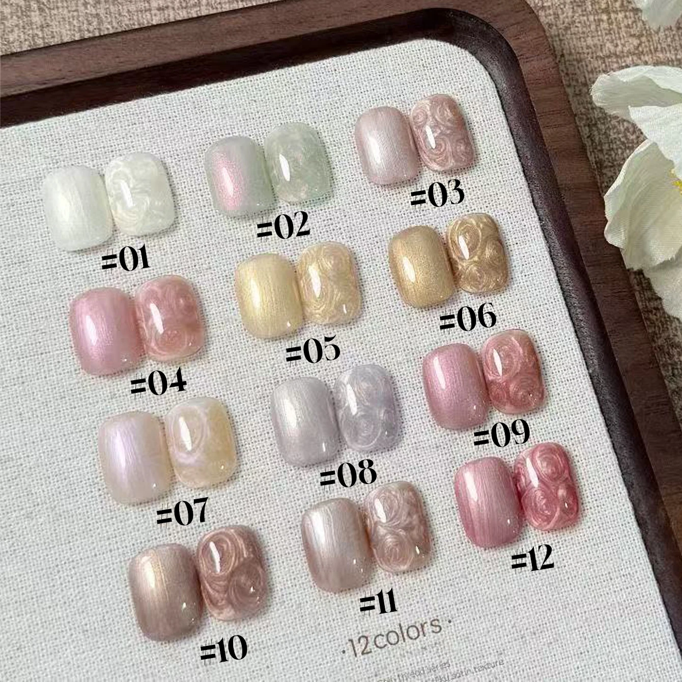 2026 Neuer Beliebter Online-Glanz-Gel-Nagellack mit polarisierter Perlmutt-Textur in Weiß, Rosa und Gold Image
