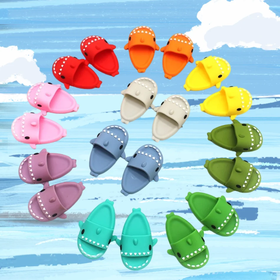 (Nur Schuhe) 17 cm Labubu-Zubehör, Schuhe, Puppen können Hai-Hausschuhe tragen, lustige und stilvolle Freizeitschuhe zum Spielen