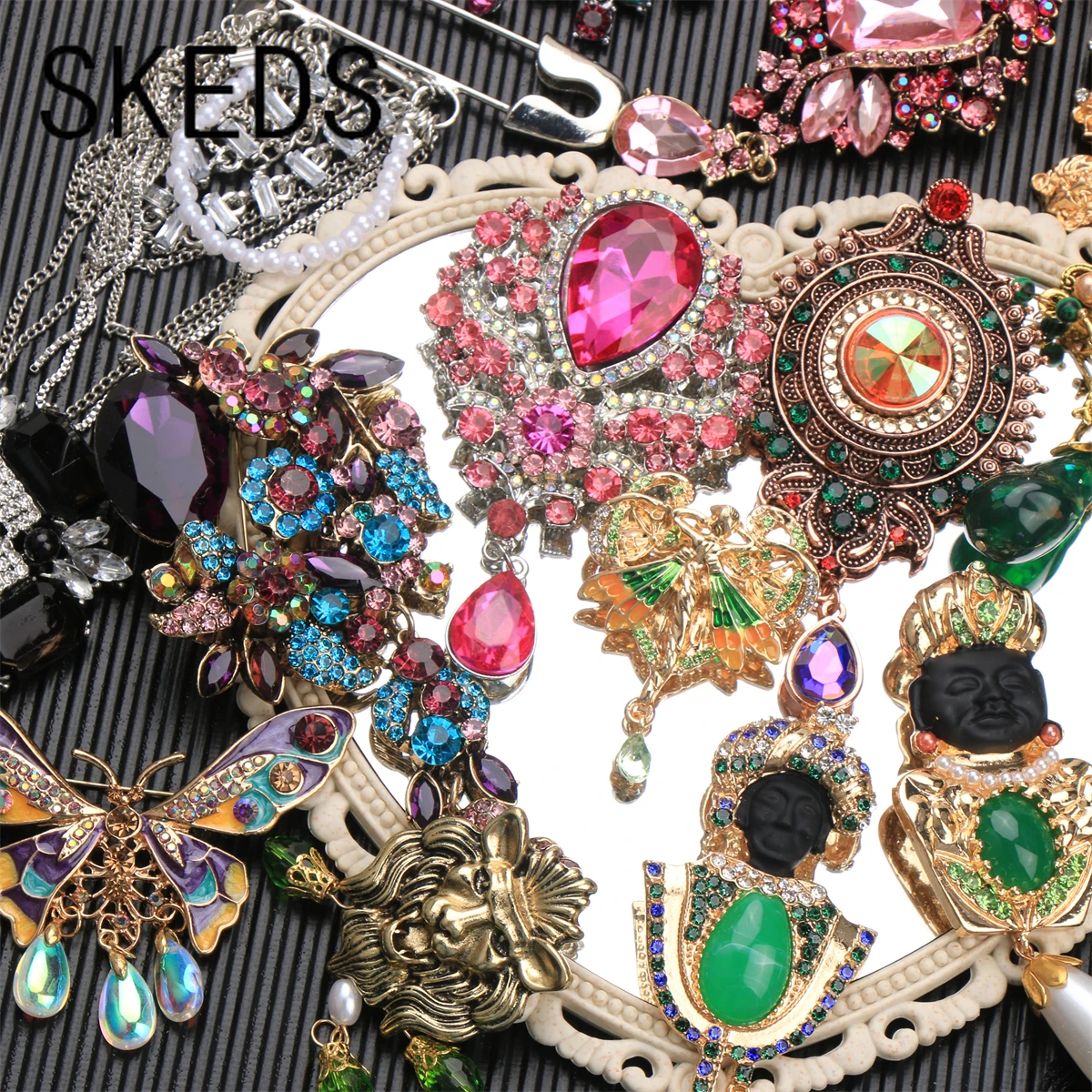 SKEDS Vintage Kristall-Anhänger Broschen Luxus Designer-Schmuck für Frauen Mädchen Mode Rosa Korsagen-Anstecknadel Große Brosche