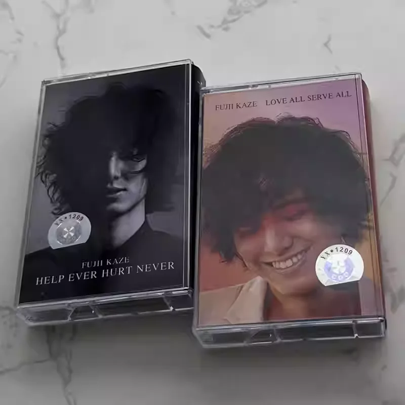 Vintage J-Pop R&B Soul Album Fujii Kaze Kassette HELP EVER HURT NEVER & LOVE ALL SERVE ALL Audiokassette 2 Stück
