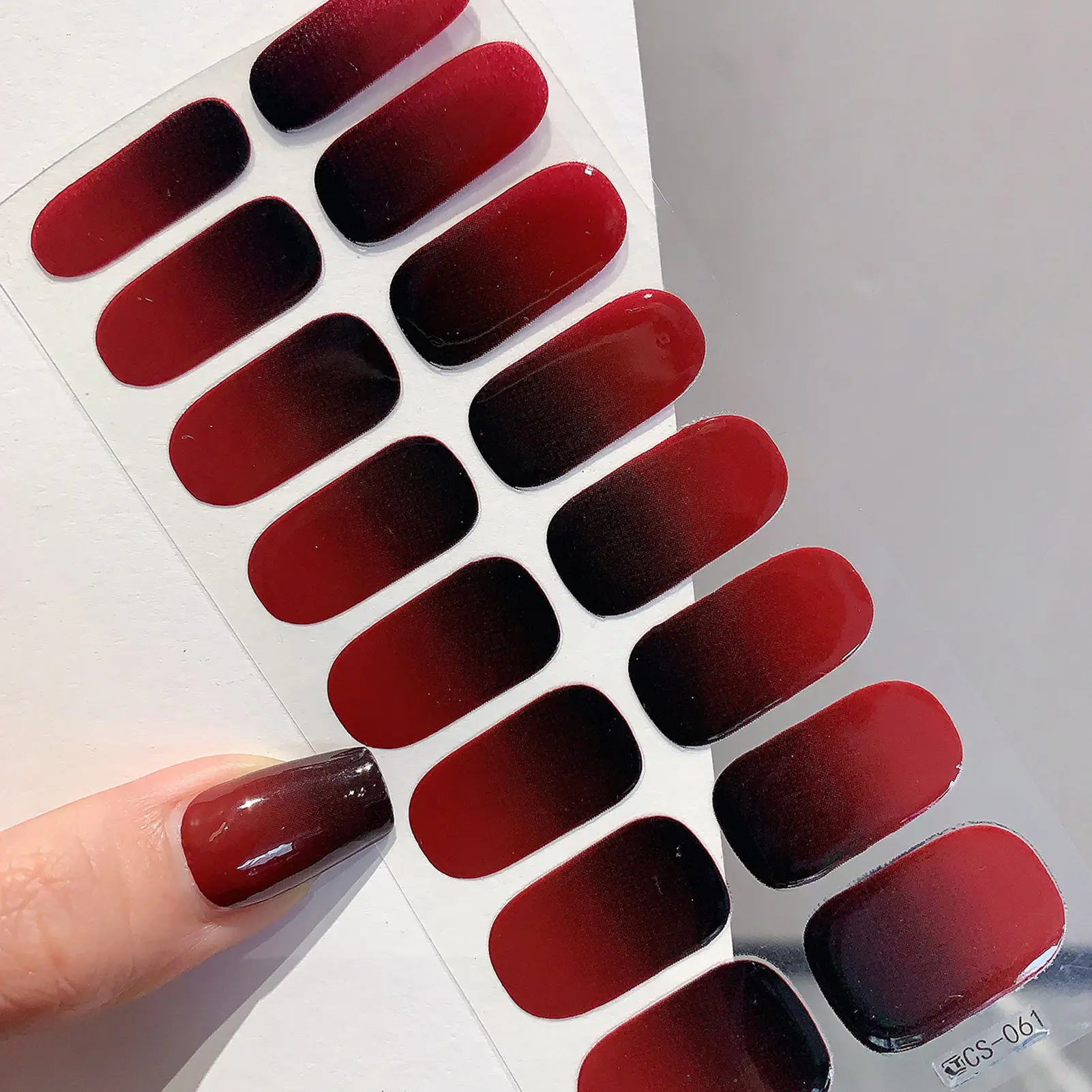 Gradient Semi-Cured Gel-Nagelstreifen Aufkleber DIY Selbstklebende Glänzende Nagelfolien für DIY-Maniküre Frauen Mädchen Image