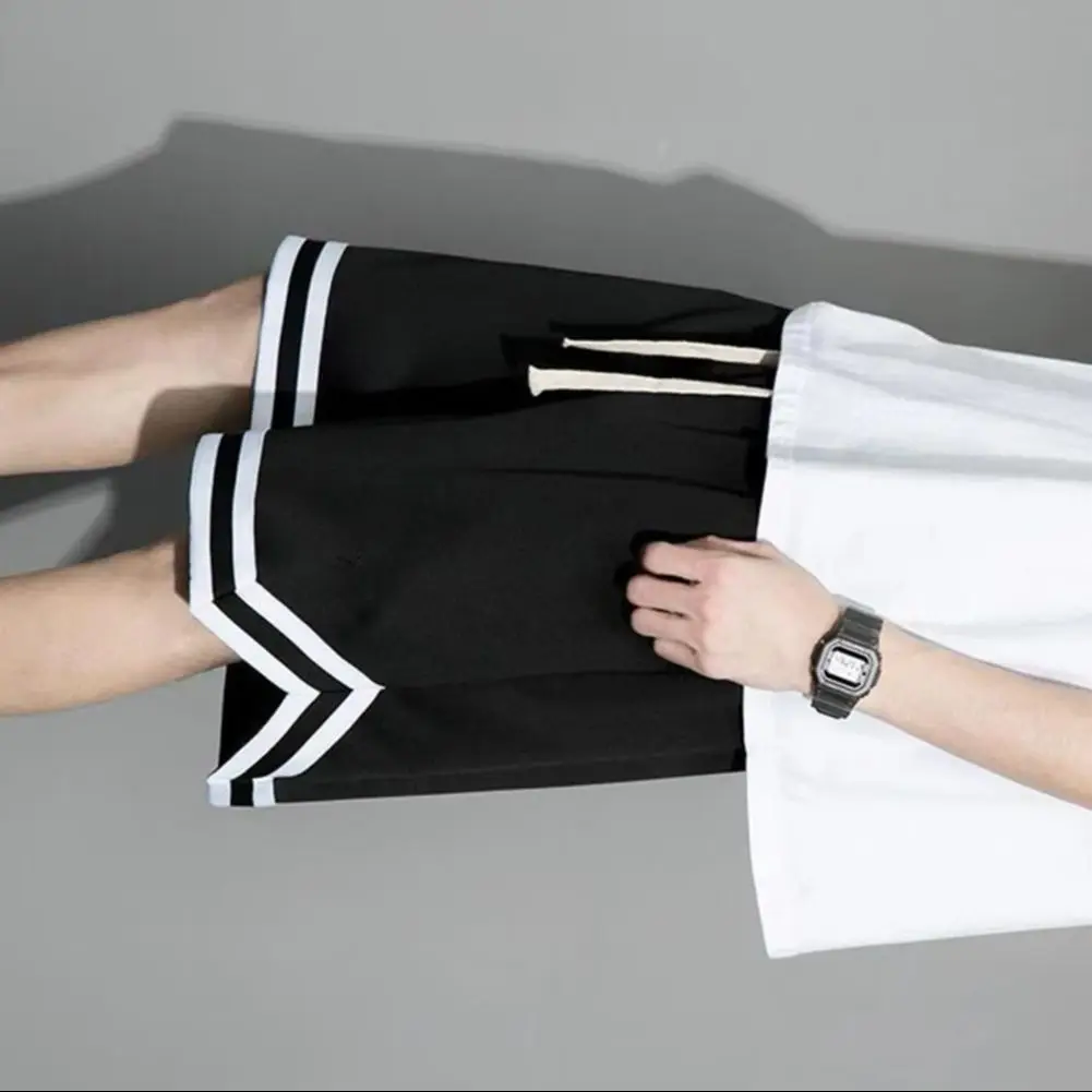 2025 männer Shorts Elastische Taille Einstellbare Kordelzug Sport Shorts Taschen Einfarbig Breite Bein Casual Shorts Streetwear Böden Image