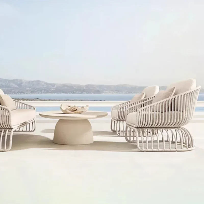 Italienischer Stil, wasserdicht und Sonnenschutz, Designer-Gartensofas, Rattan-Weberei, modernes Gartensofa, Kunst, Gartenmöbel, Divano HBOS Image