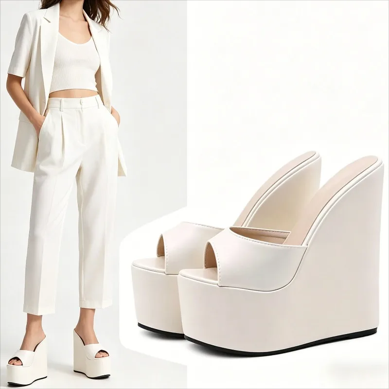 2026 Heiß begehrte neue Peep-Toe Plateau-Keilsandalen für Damen – sexy Super-High Mules für den Sommer, elegante Schuhe, Größen 35-42