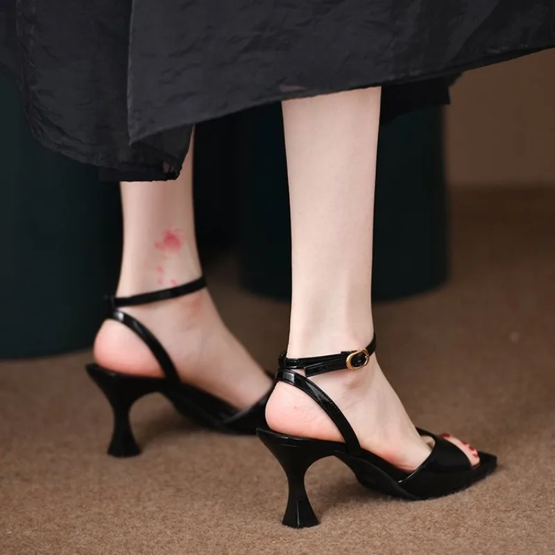Sommer 2025, neue Marke frauen Schuhe Frauen Design Sexy High Heels Elegante Flacher Mund Braut Schuhe Mujer Zapatos Luxus schuhe