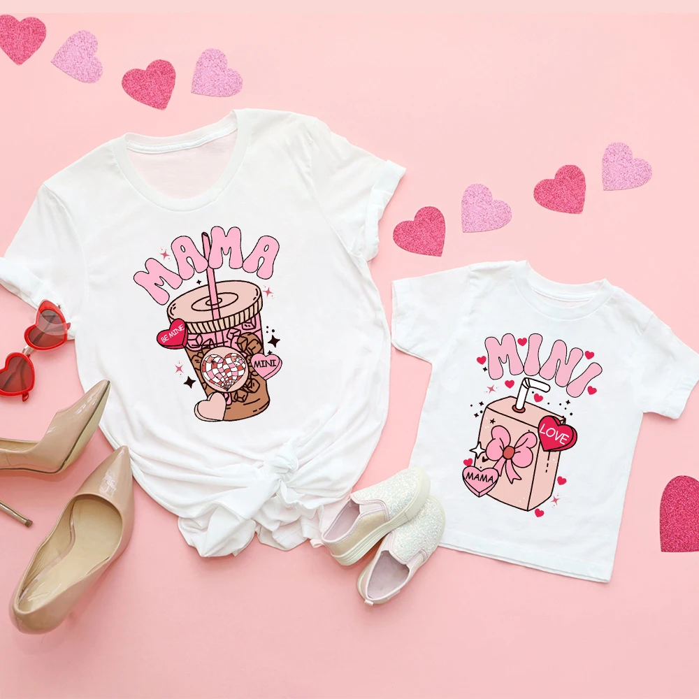 Mama Mini-Familch-Druck, Familien-Shirts, Valentinstag, Mutter und Tochter, passendes Outfit, Valentinstag-T-Shirt, Mama-Mädchen-Kleidung, T-Shirt Image
