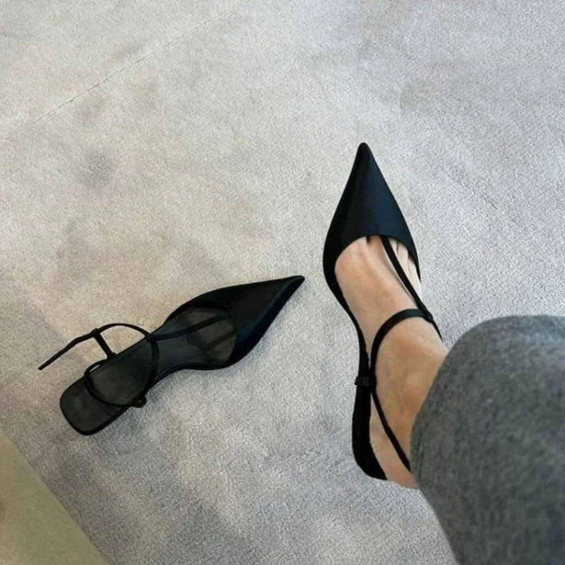 Frauen Schuhe Spitz Sandalen Sexy Outdoor Schnalle Frauen High Heels Niedrigen Absatz Bequeme Casual Schuhe Designer Plus Größe Pumpen