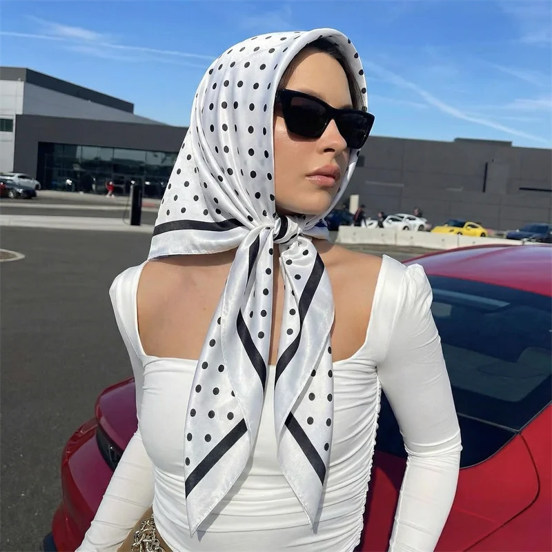 2026 Gepunkteter quadratischer Schal für Damen, Seidenschal, Halstuch, Haarbänder, Kopftücher, Stirnband, Foulard, Satin-Hijab, Bandana Image