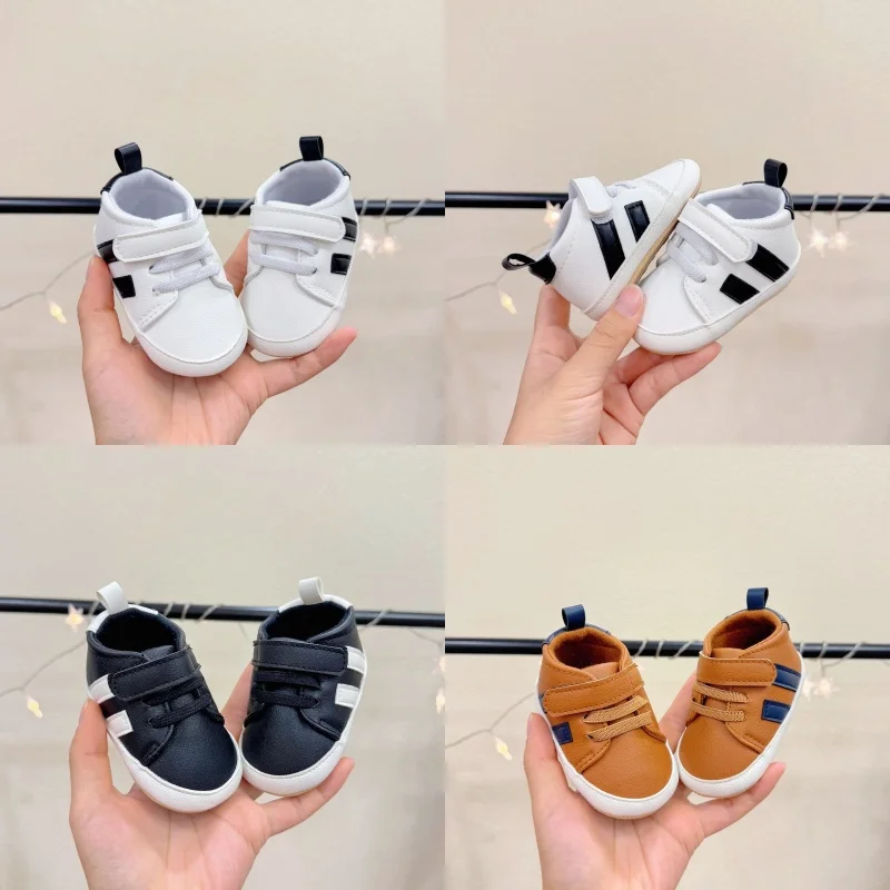 Weiße Schuhe im Frühlings- und Herbststil, 0–1 Jahre alt, lässige Sportschuhe, weiche Sohlen, Baby-Wanderschuhe, gestreifte Baby-Wanderschuhe