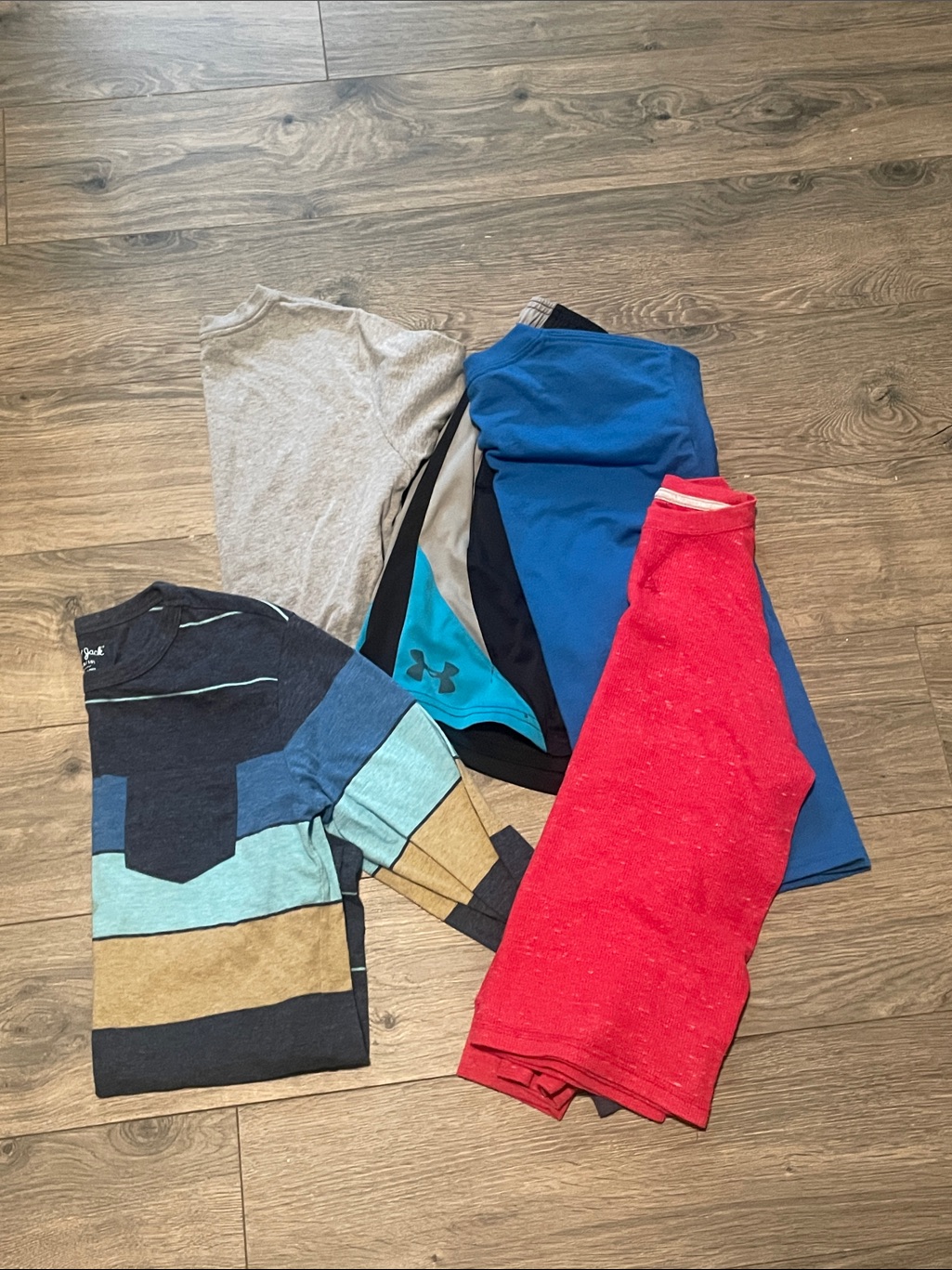 Under Armour Shirts & Tops | Boys Size 8 & 8-10 Clothing Bundle | Color: Red | Size: 8g
