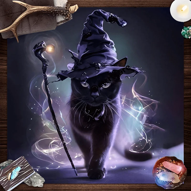 1-teilige Tarot-Tischdecke mit schwarzer Katze und Hexe, quadratisches Hexerei-Design mit lila und goldenem Pentagramm-Besen und Tarot-Symbolen Image