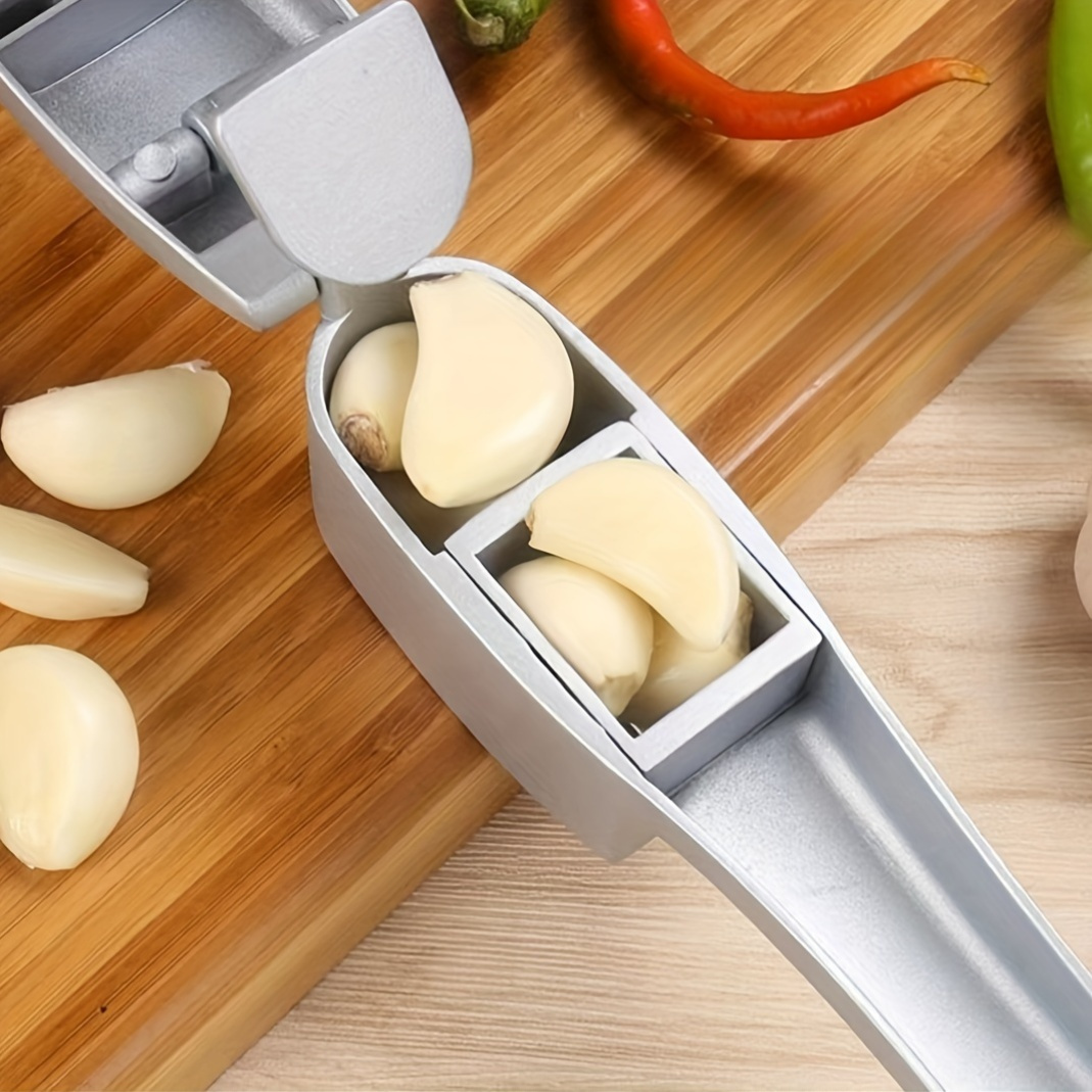 Premium Aluminium Garlic Press And Slicer Garlic Mincer & Kitchen Garlic Crusher Tool Premium Aluminium Garlic Press And Slicer Garlic Mincer & Kitchen Garlic Crusher Tool