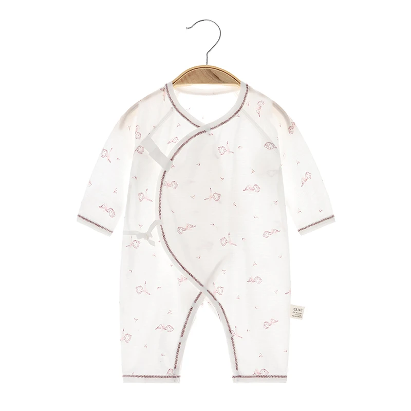 Langärmliger, dünner Sommeranzug aus reiner Baumwolle für Babys, Schmetterlings-Strampler mit seitlicher Öffnung und Knotendesign für Säuglinge und Kleinkinder. Image
