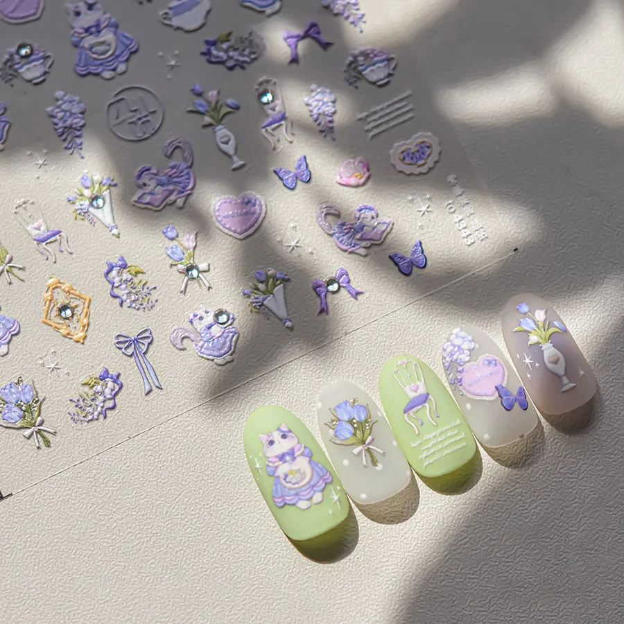 Crystal Diamond Nail 5D-Aufkleber, niedliche lila Glyzinienblumen, Katzenaufkleber für Nägel, selbstklebendes Design, Nail Art Decora Image