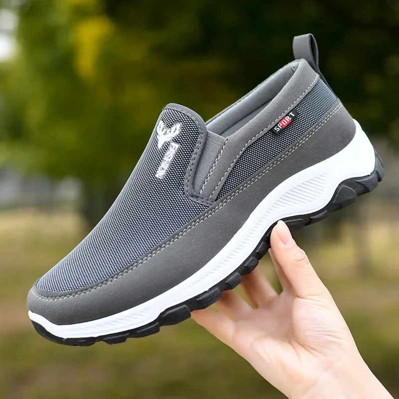 Neue Herbst-Herren-Stoffschuhe Atmungsaktive Mesh-Slipper Rutschfeste Freizeitschuhe mit Weicher Sohle Vulkanisierte Schuhe Bequeme Sneaker Zapatos Image