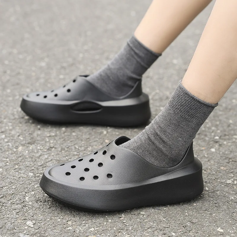 Beliebte Herren-Hohlschuhe, neue Sommerschuhe, hohle Strandschuhe, atmungsaktive Sportschuhe, Paar-Damenschuhe
