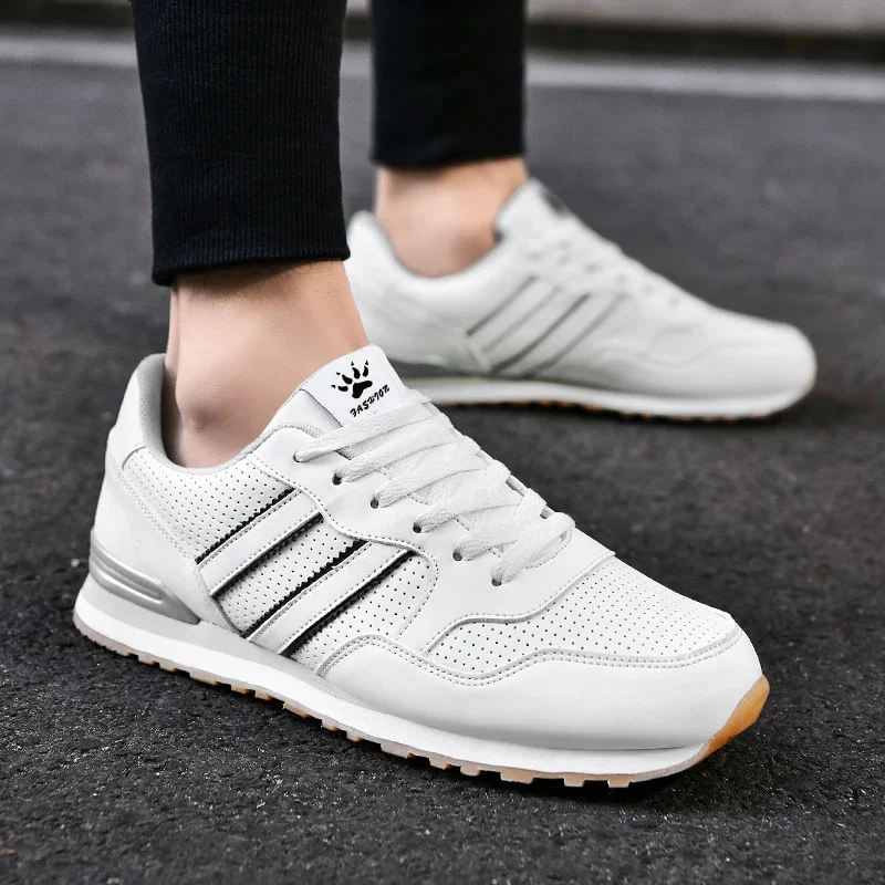 Herbst Sportschuhe Herren Flat Running Weiß strap azier fähige klassische Freizeit schuhe Low Cut trend ige modische Wander-und Wanderschuhe