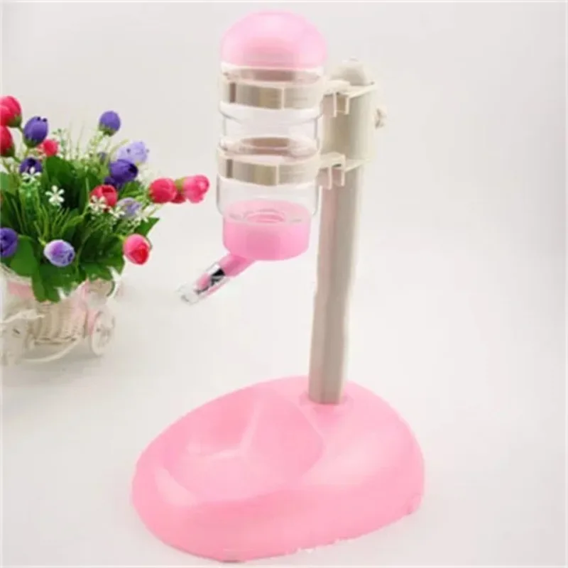 Stehender Wasserspender für Haustiere, höhenverstellbar, aus Kunststoff, verhindert nasse Mäuser, automatischer Wasserspender, Futternapf für Welpen und Katzen
