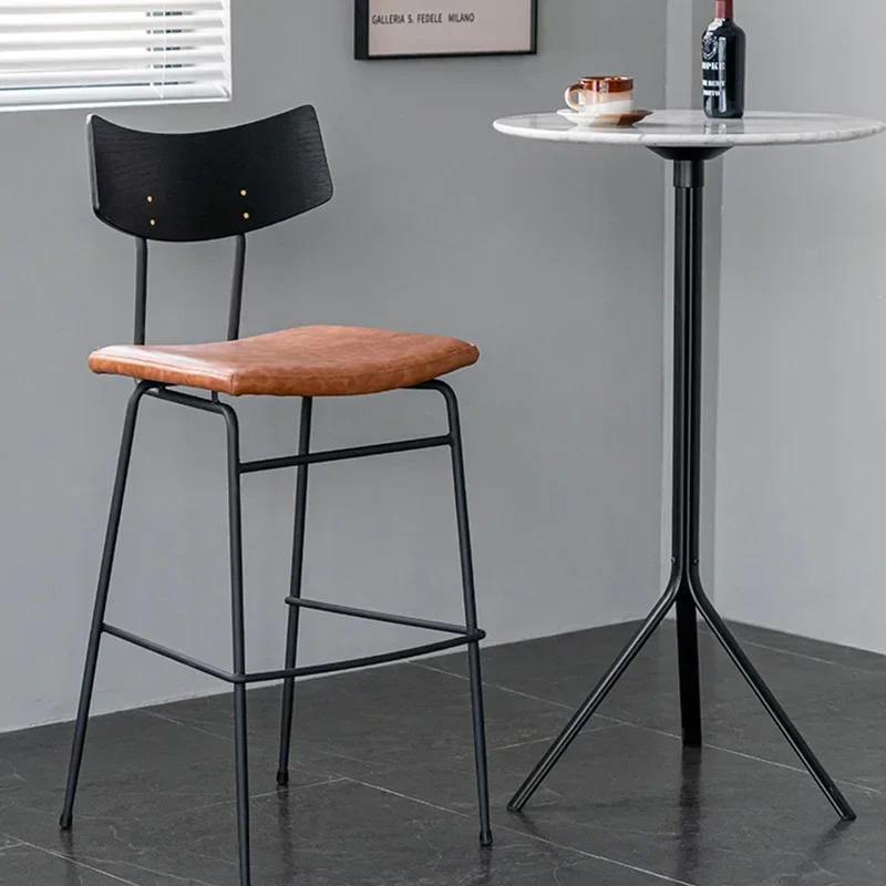 Luxuriöse Barhocker, moderne ergonomische nordische Barstühle für Restaurants, minimalistisches Design, Barmöbel, Chaises Hautes LLBC