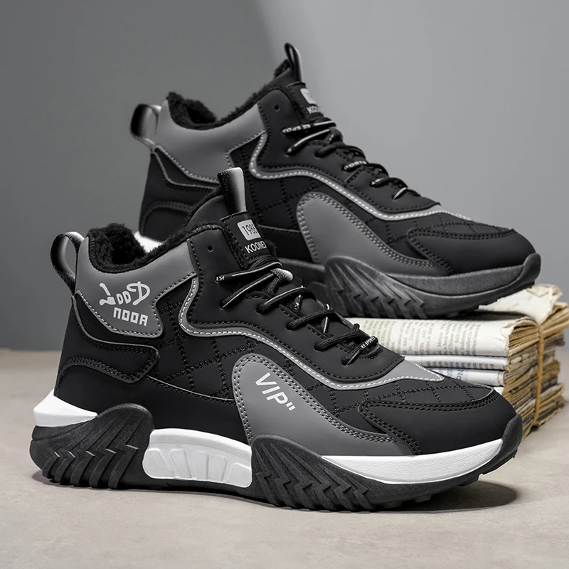 Neue Outdoor-Herrenschuhe mit dicken Sohlen für Frühling und Herbst Zqb82, stilvolle und verschleißfeste Herrenschuhe, große schwarze Herrenschuhe, modische Sport-Freizeitschuhe
