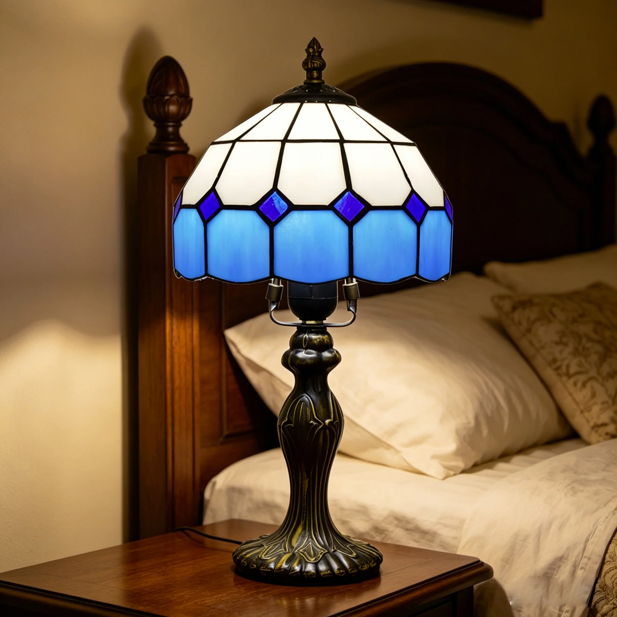 Tiffany-Stil Tischlampe Handgefertigte Buntglas Vintage Nachttischlampe, Kunstglas Schreibtischleuchte für Schlafzimmer Büro Wohnzimmer
