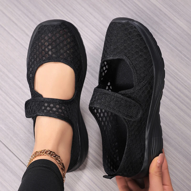 Solid Color Women's Shoes, Summer Large Mesh Women's Shoes, Hollow Breathable Slip-On Shoes, Slip-On Work Shoes, Loose and Comfortable Mom Shoes, Flat Casual Shoes, Mesh Shoes, Lightweight Outdoor