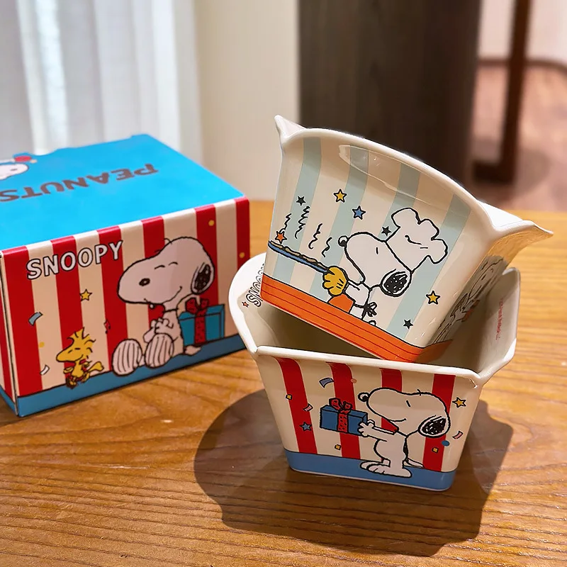 Snoopy Co-Branded Ceramic Popcorn Bowl Large Snack & Fried Chicken Bowl Microwave Safe Elegant Household Food Serving Bowl