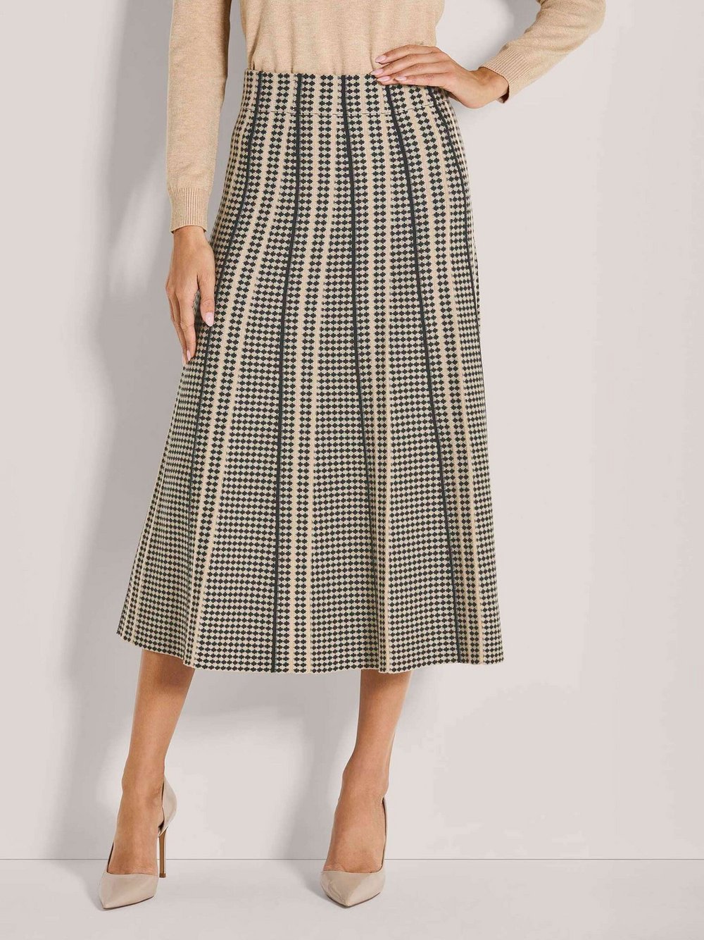 Madeleine Rock Damen beige, 48