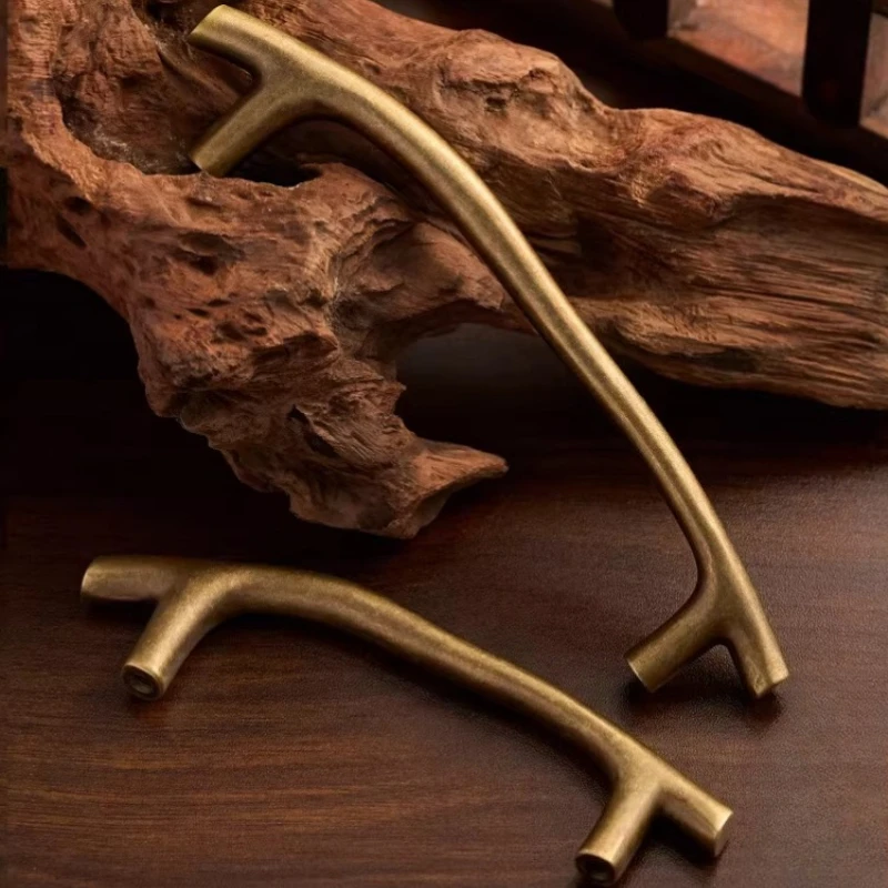 Französische Retro-Messing-Möbelgriffe für Kleiderschränke, Schubladen und Schuhschränke, Kreative Antik-Bronze Holzast-Türgriffe