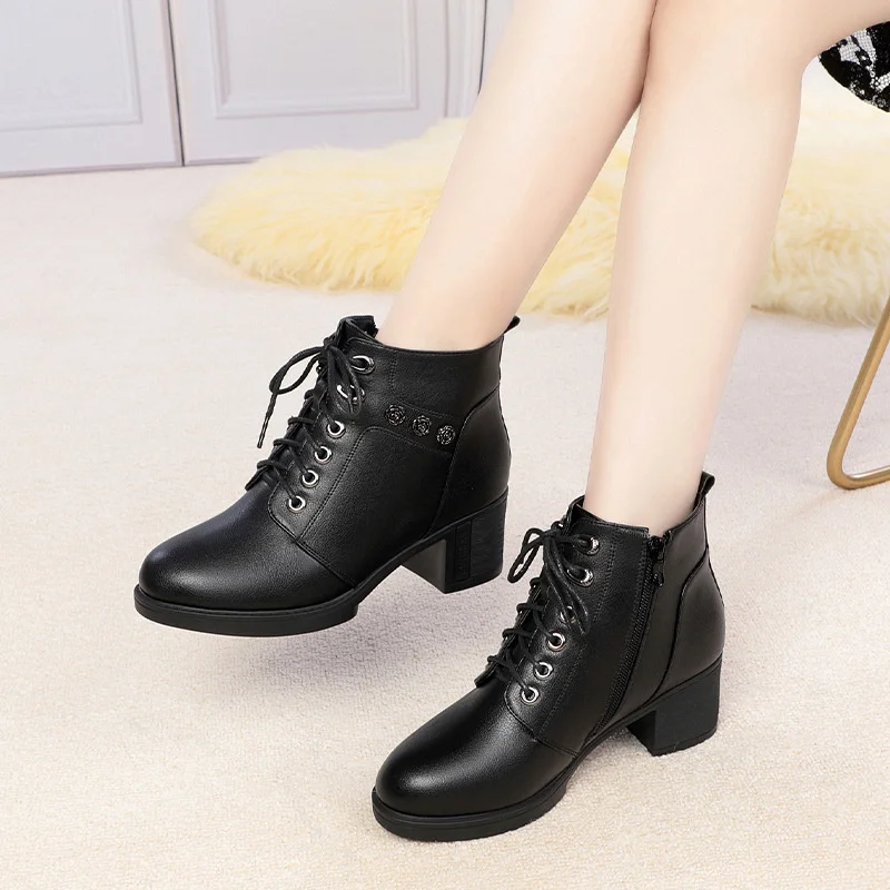 Herbst Winter Frauen Mutter Baumwolle Schuhe Retro Schnürung klobige High Heels Stiefeletten schwarz warme Plattform kurze Lederstiefel