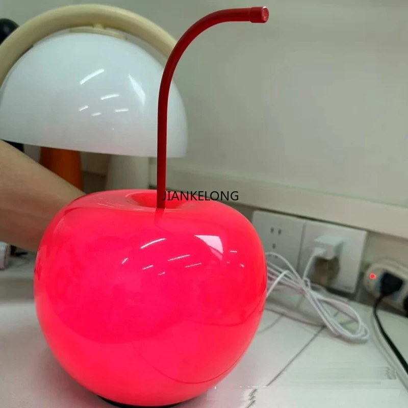 Kirschglas-Schreibtischlampe USB-Nachtlicht Schlafzimmer Nachttisch-Ambientelicht TV-Schrank Weinschrank Kinderzimmer Dekorationslicht