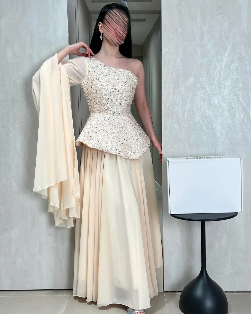 Customized Modern Style Women Chiffon Rhinestone Beading A-Line Evening Dresses Classic One-shoulder Long Sleeves Prom Dresses