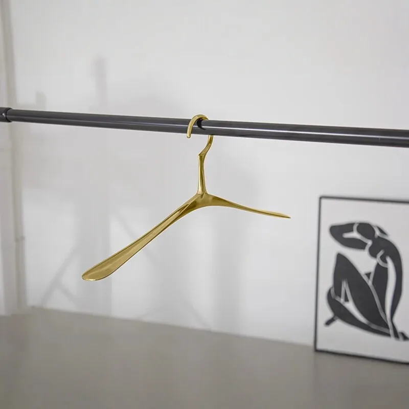 Vintage Brass Non-slip Hanger,Seamless High-grade Clothes Rack,Carved Clothing Store Hanger,Curled Edge Gown Storage Hanger