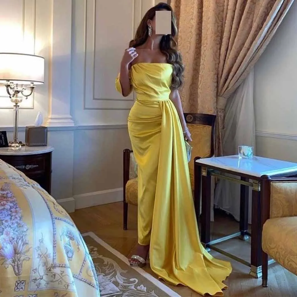 Women's Cocktail Dresses 2025 Satin Sheath/Column Modern Party Dresses Yellow Strapless Pleat Draped Charming Prom Dresses Midi
