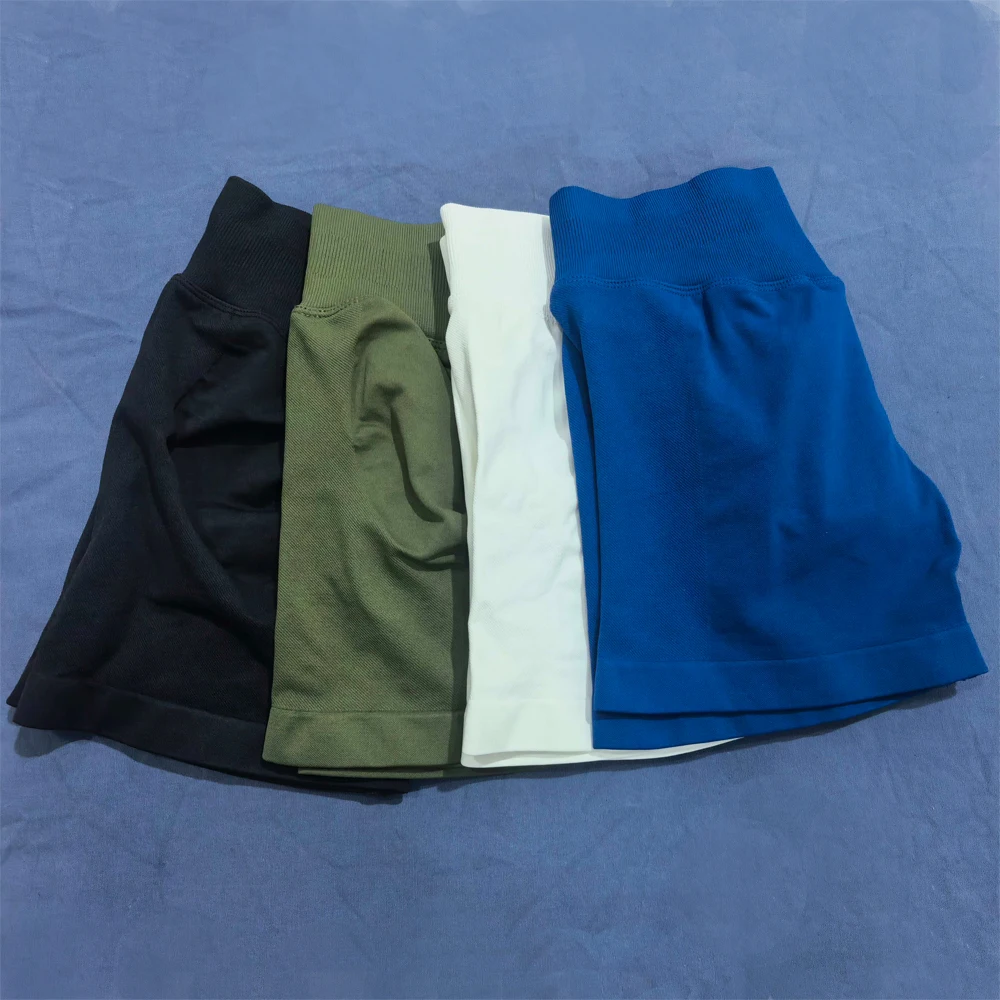 De nombreuses nouvelles couleurs de shorts de sport pour femmes, leggings de sport moulants et sans coutures, pantalons de yoga, vêtements de sport pour le cyclisme et la course à pied.